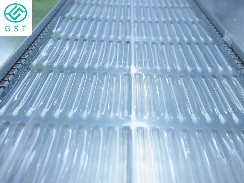 自动包装机-自动吸塑包装机